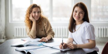 営業セミナーの重要性がわかった女性二人