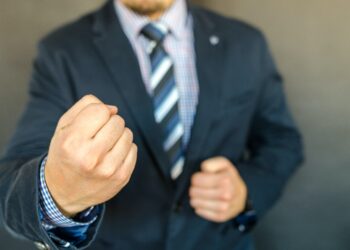 フルコミッション営業のメリット・デメリットを理解できた男性