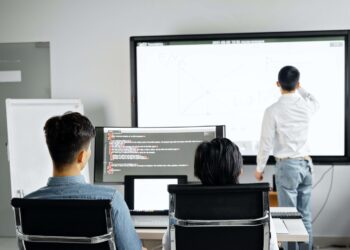 企画職　営業職　違いアイキャッチ