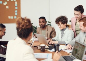 無駄な社内営業激減！